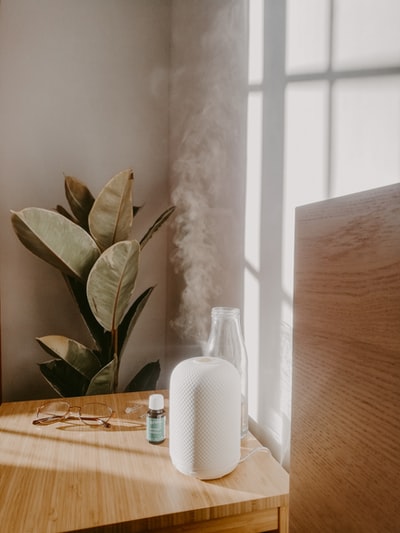 Essential Oil Diffuser Recipes for Relaxation